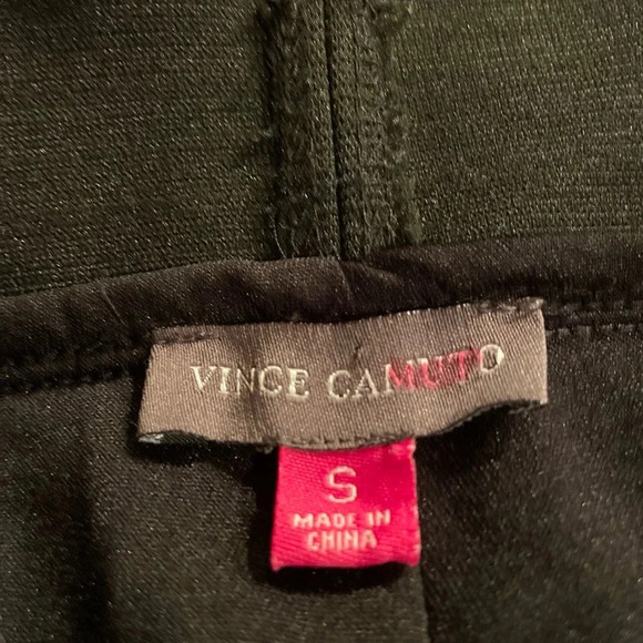 Vince camuto navy flowy mini skirt size small - Picture 3 of 4